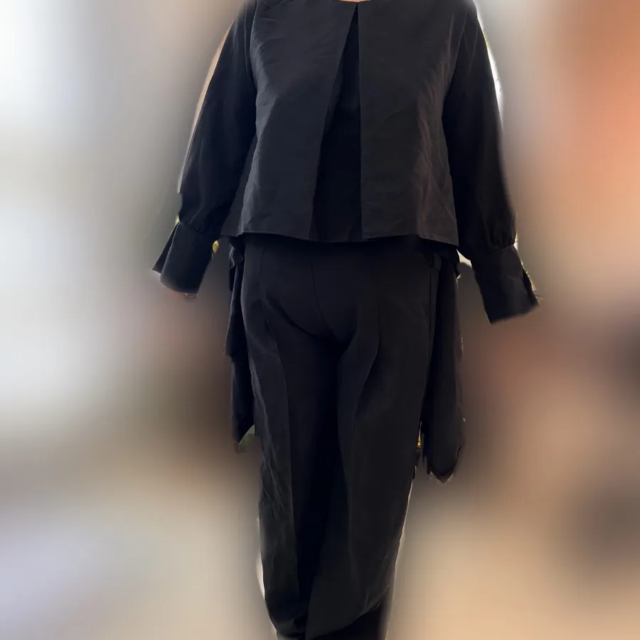 ست کراپ و شلوار