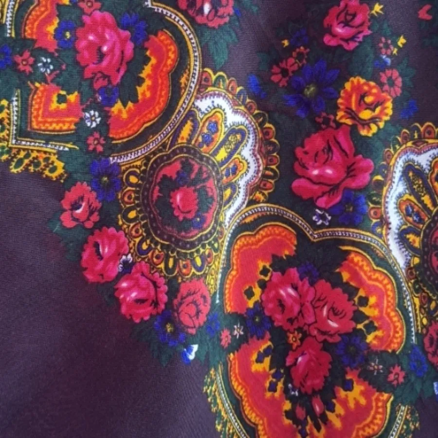 روسری زنانه
