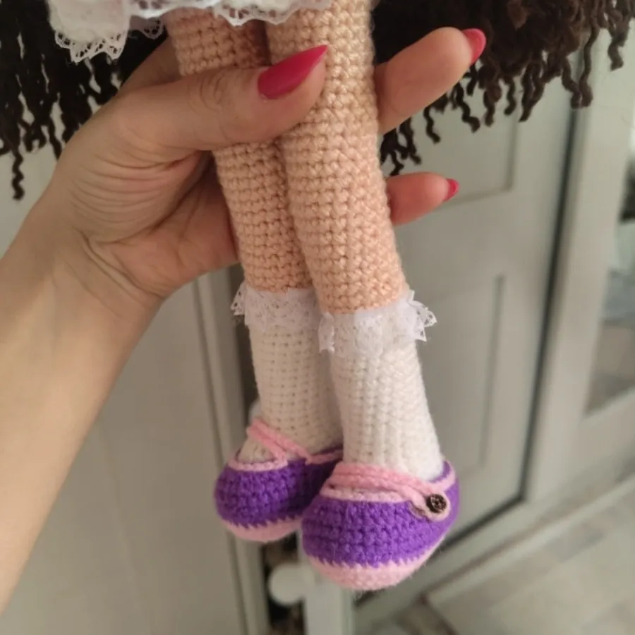 عروسک قلاب بافی بزرگ