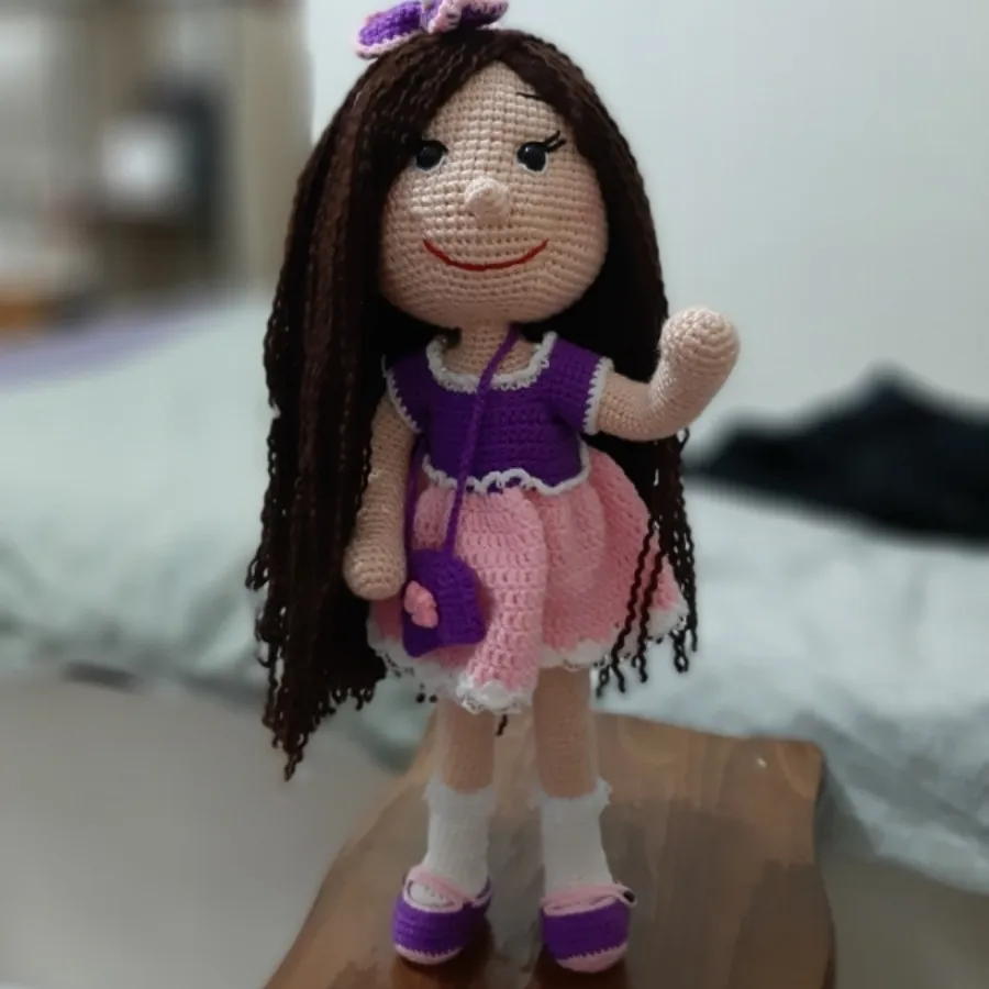 عروسک قلاب بافی بزرگ