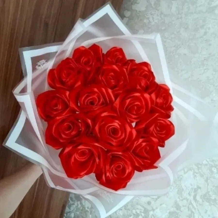 گل روبانی