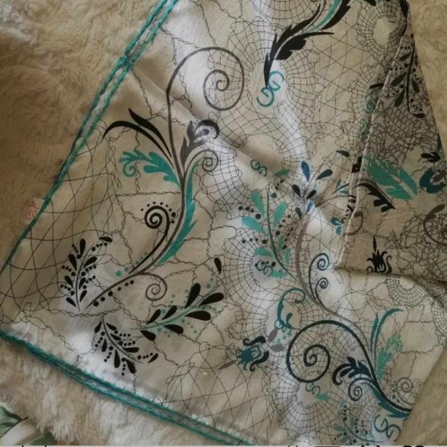 روسری ابریشم