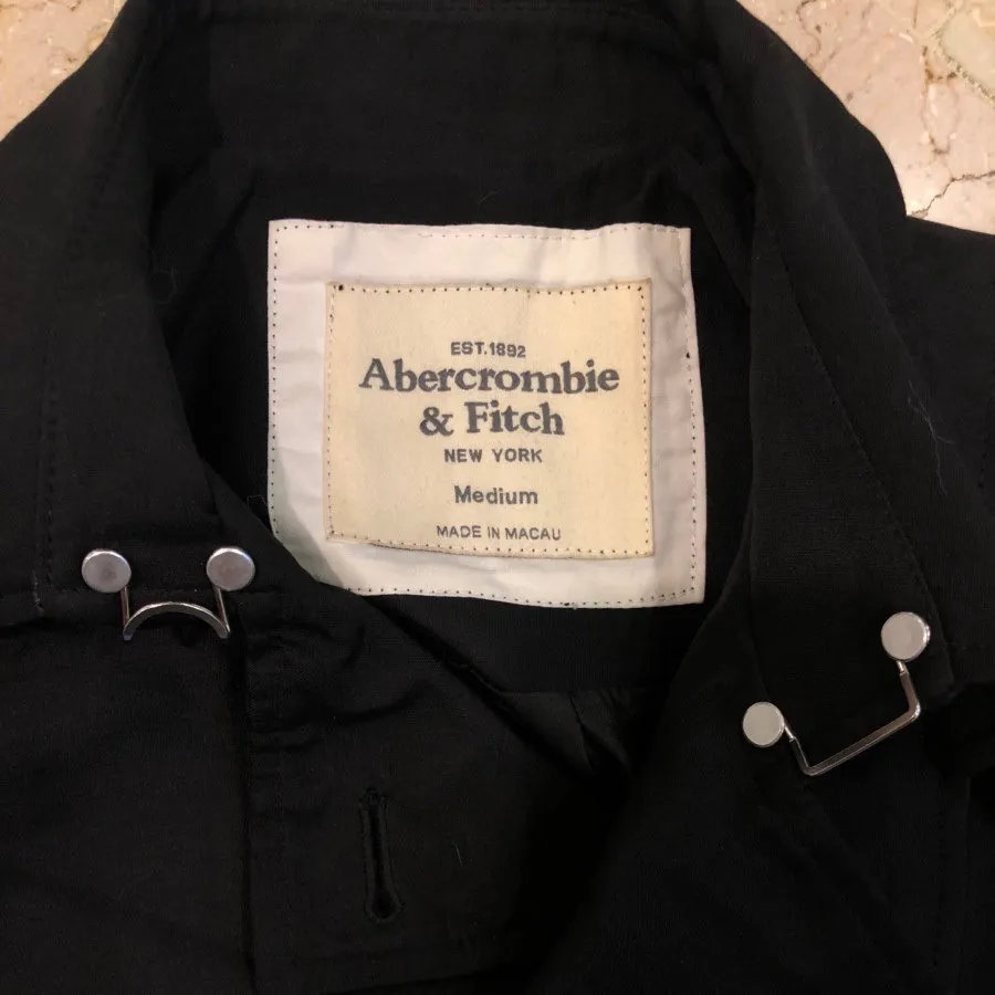 بارونی Abercrombie &Fitch