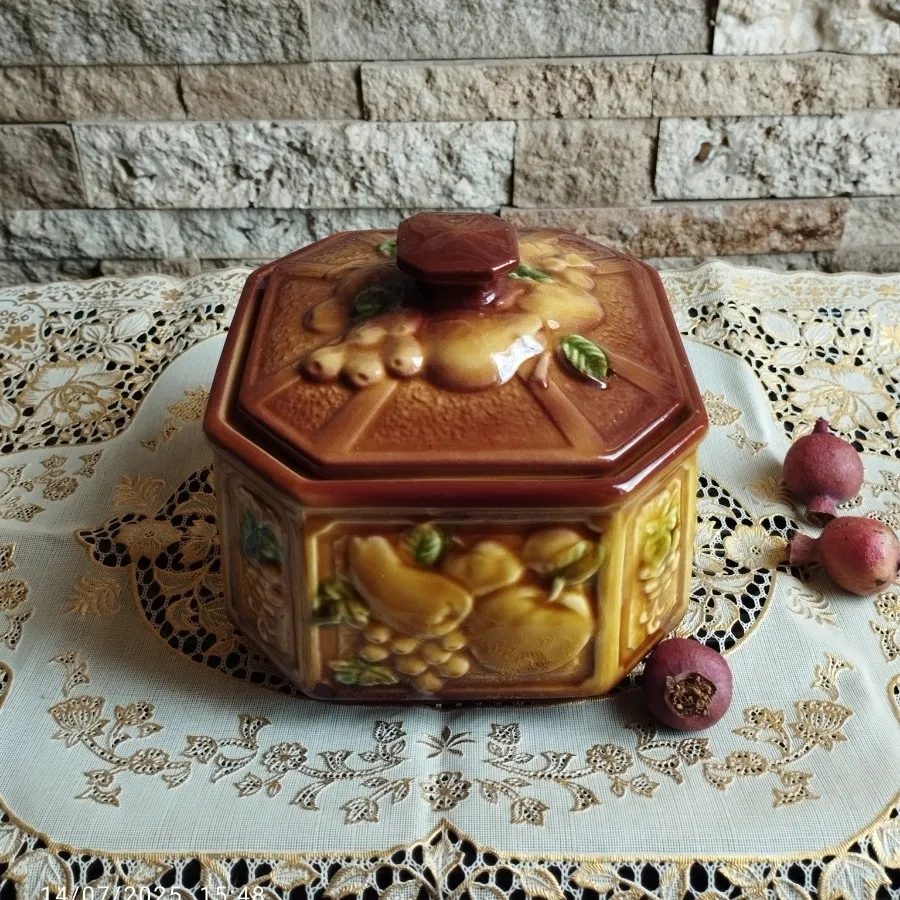 شکلاتخوری