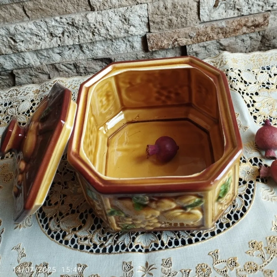 شکلاتخوری