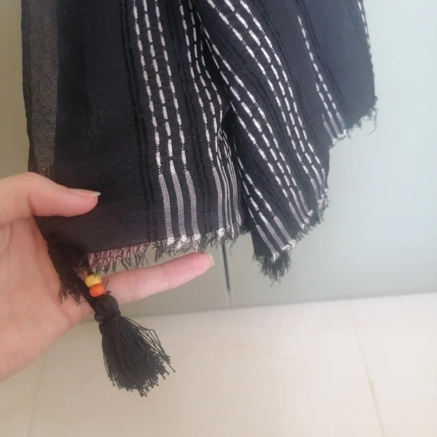 شال مشکی