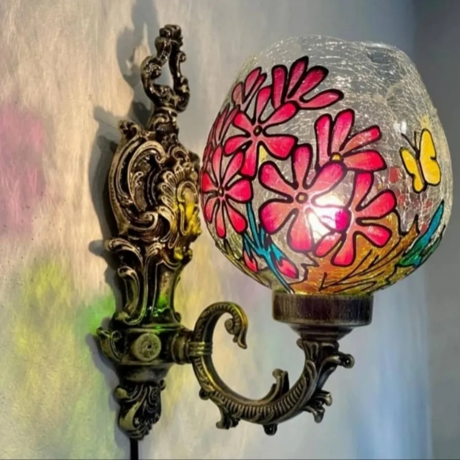 چراغ دیوارکوب