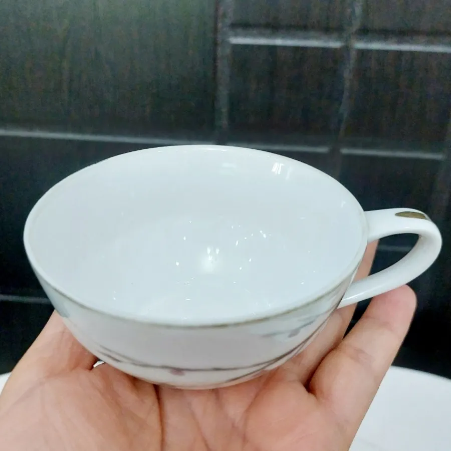 فنجان چینی قدیمی