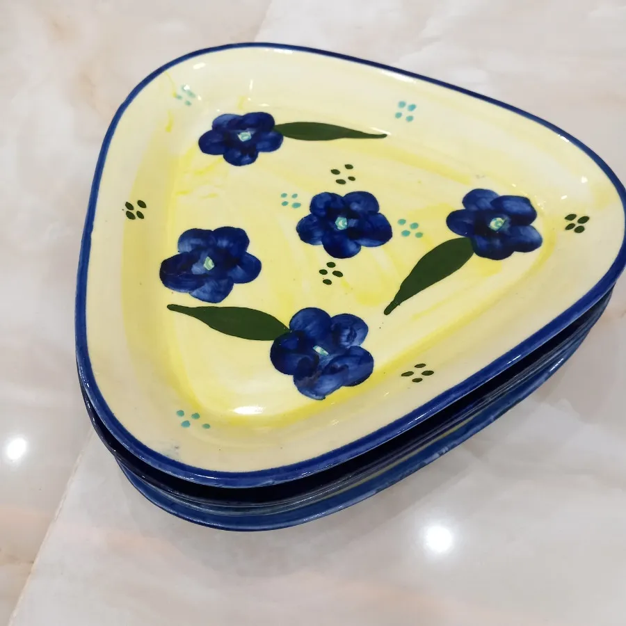 شیرینی خوری