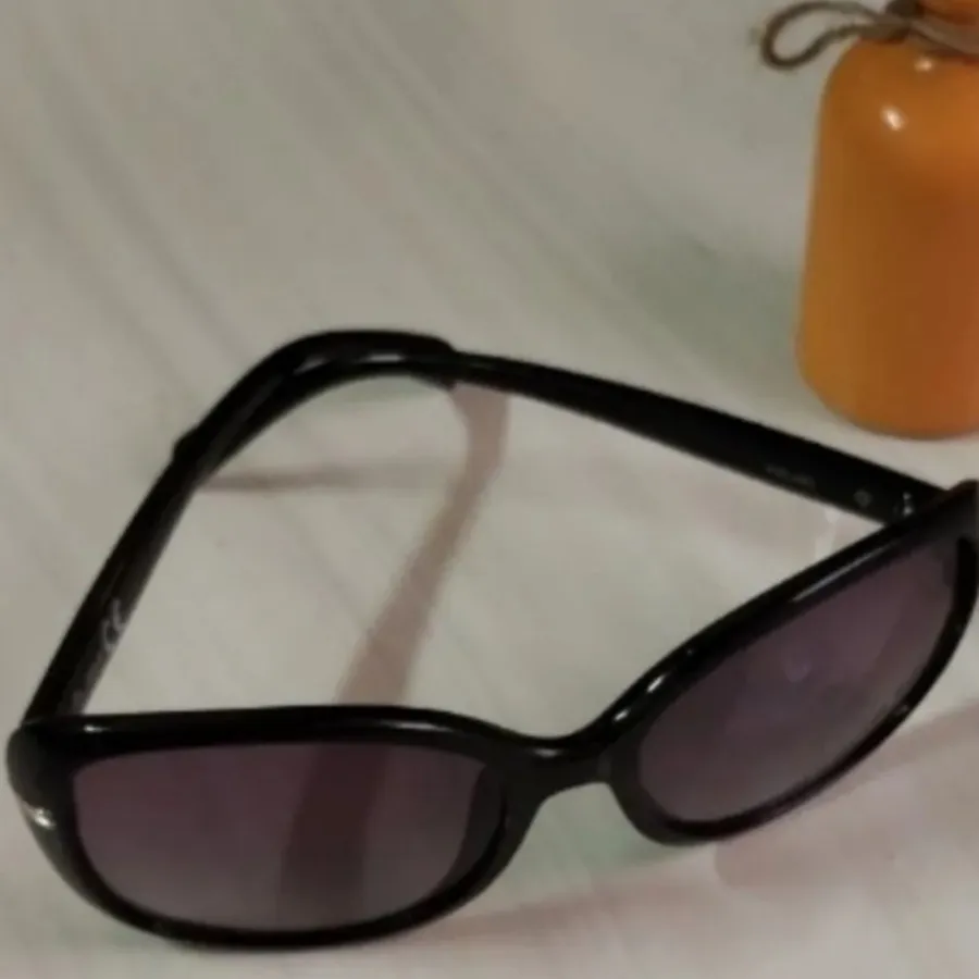 عینک آفتابی