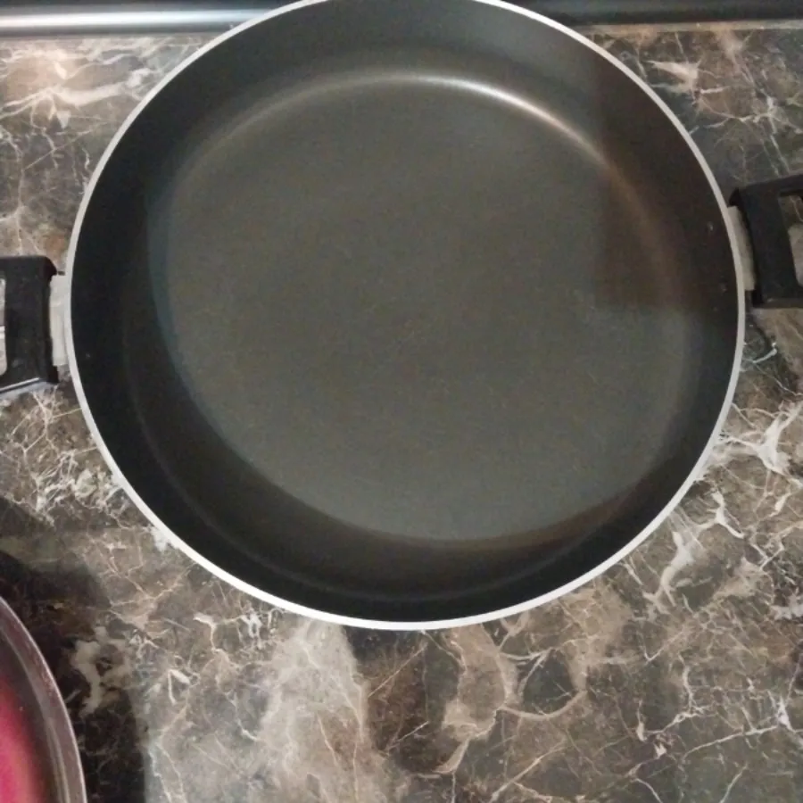 ماهیتابه تفلون