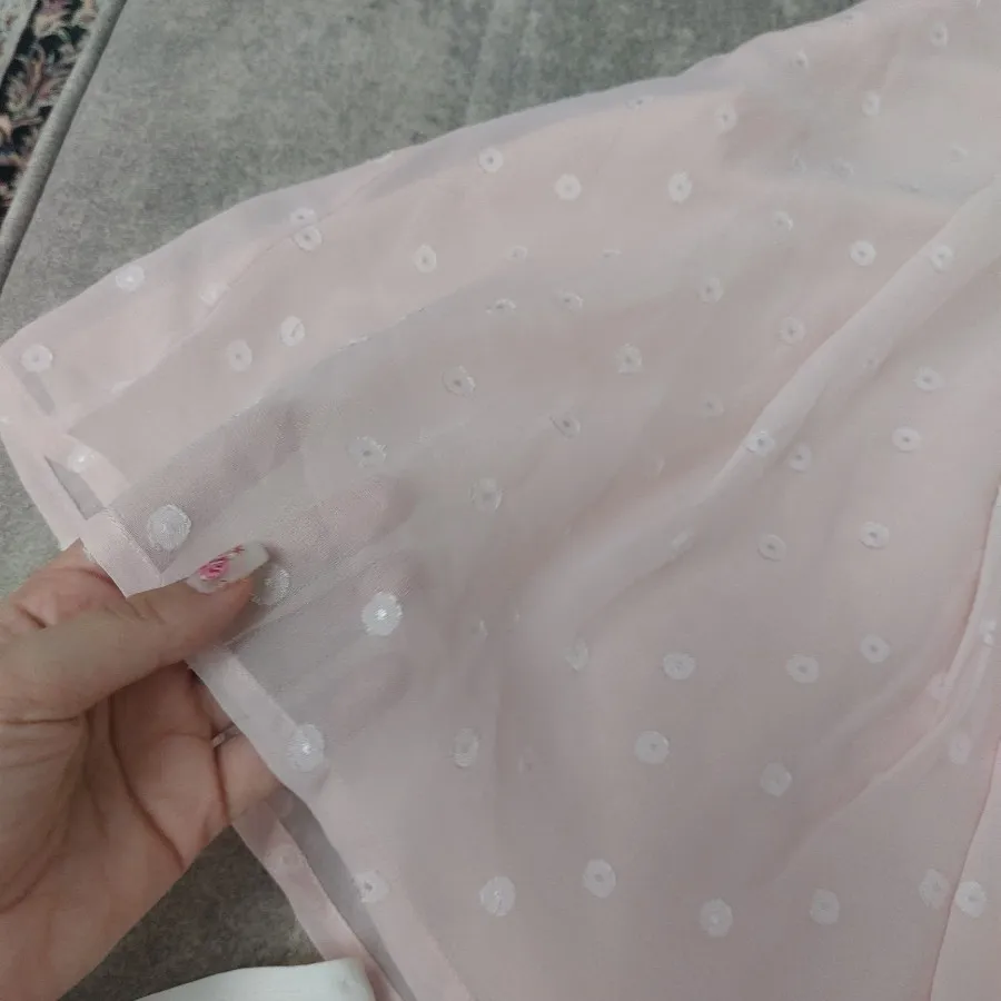 لباس عروسکی
