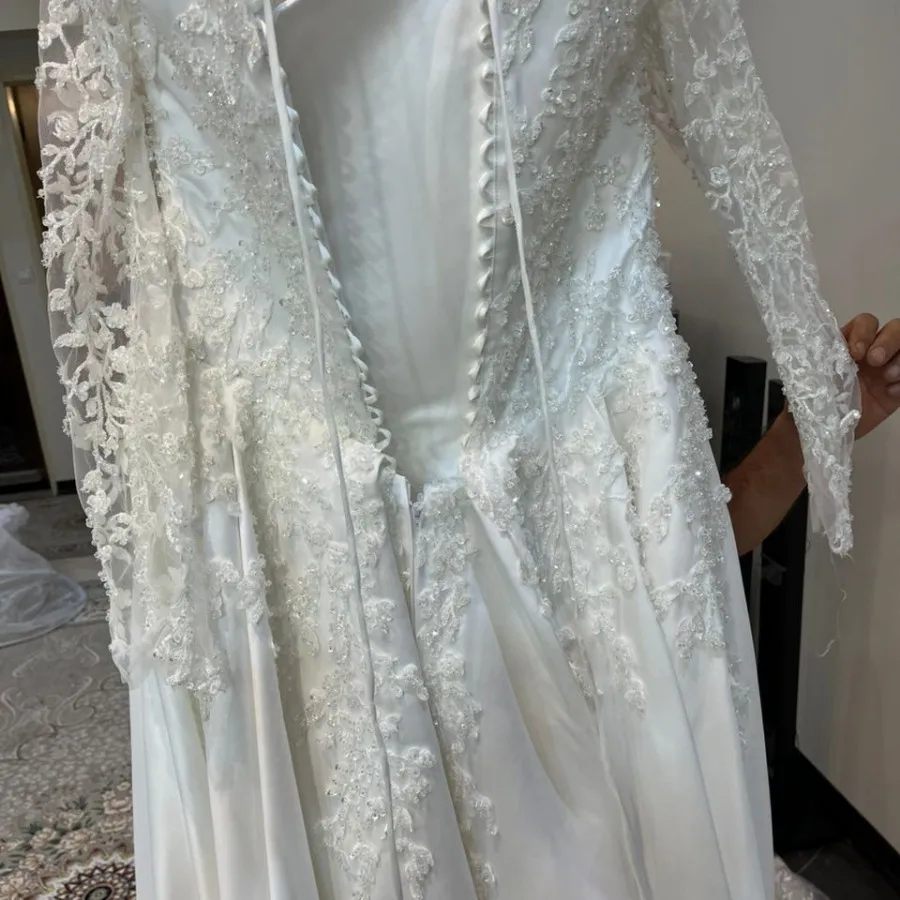 لباس عروسم