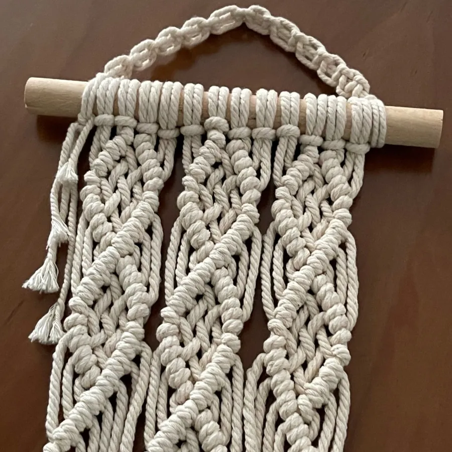 آویز مکرومه