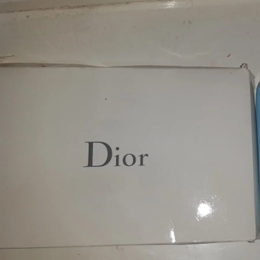 کیف آرایشی مارک دیور اصل