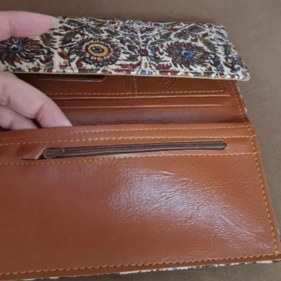 کیف پول زنانه