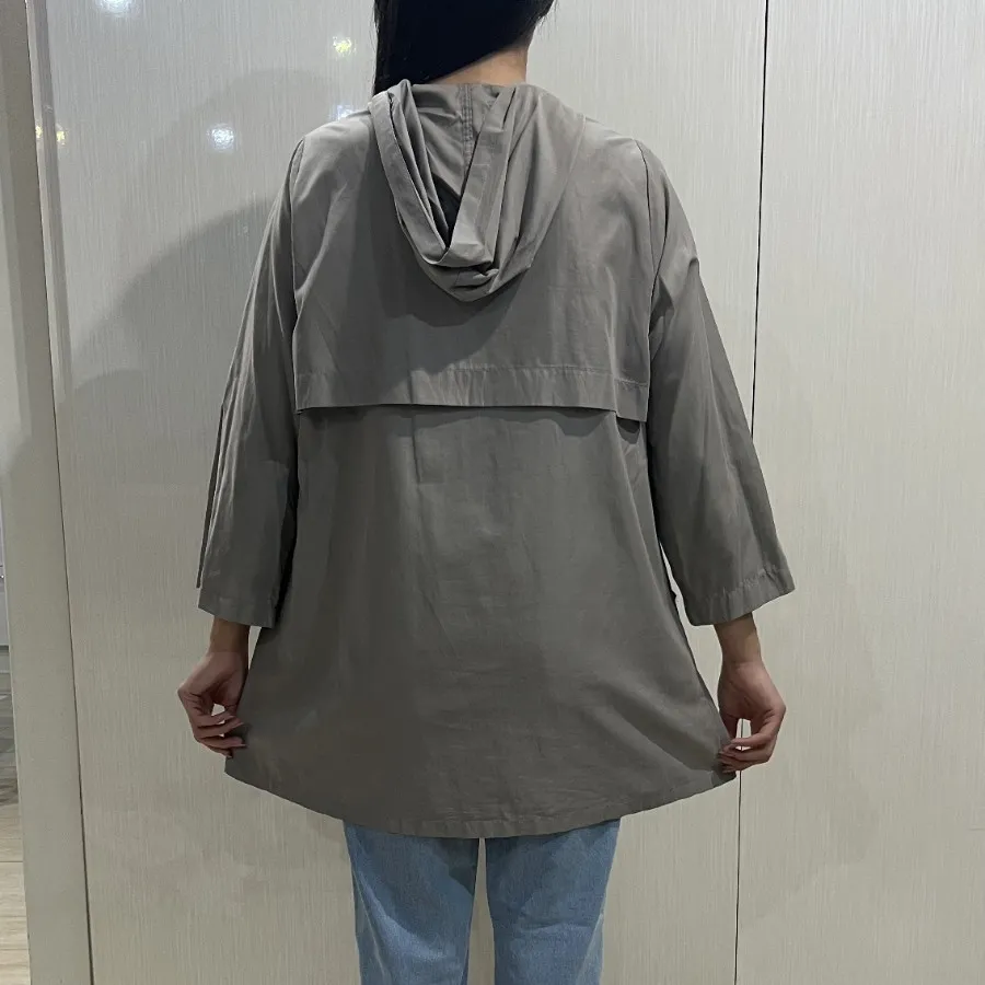 بارانی طوسی