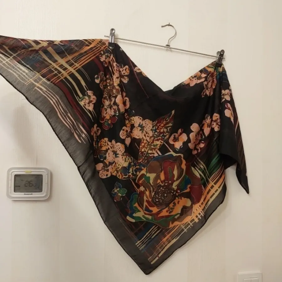 روسری طلاکوب