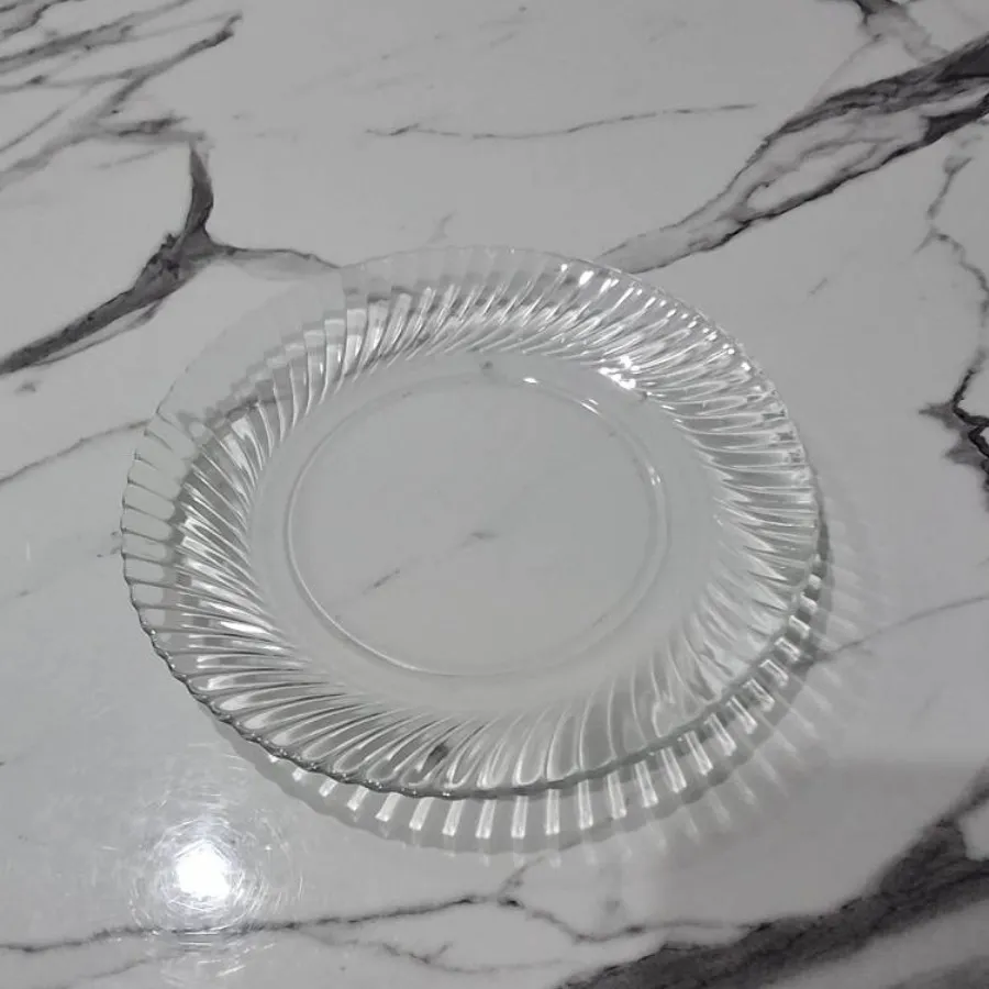 بشقاب و دیس