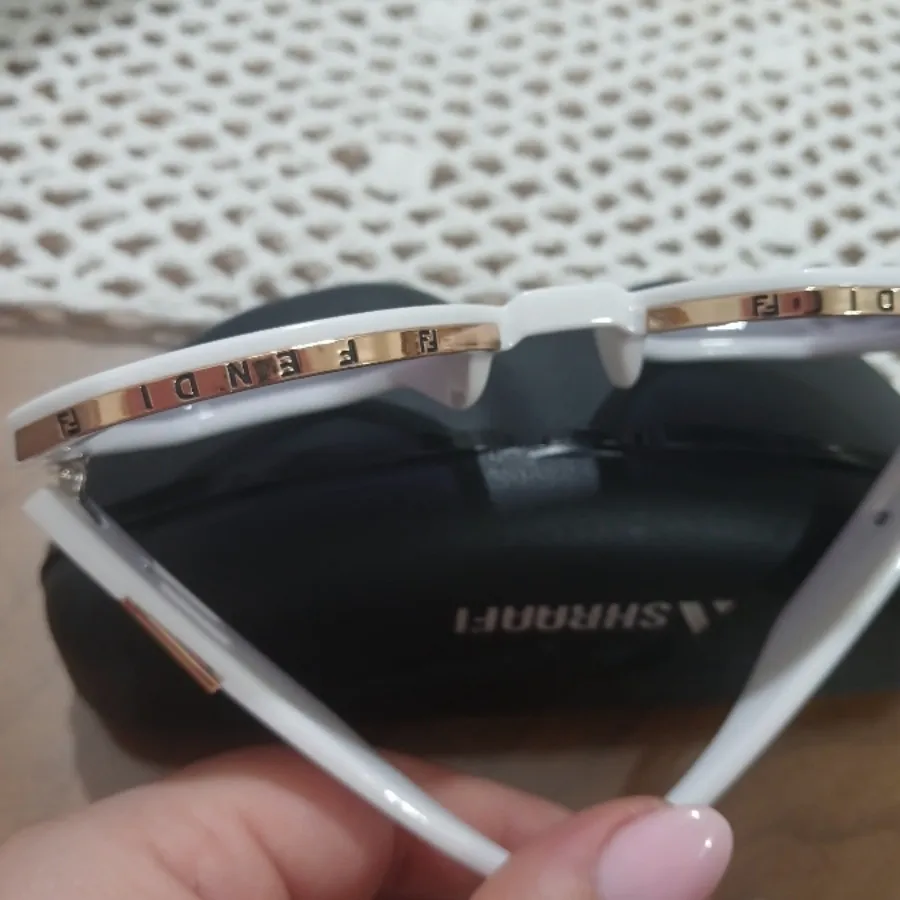 عینک فندی نو