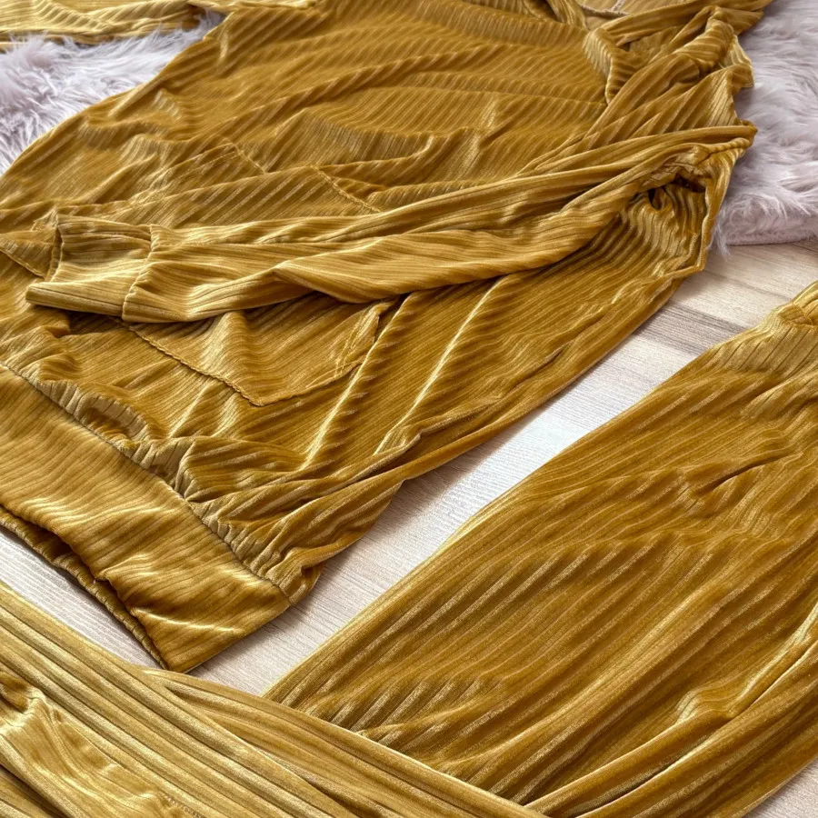ست هودی و شلوار مخمل