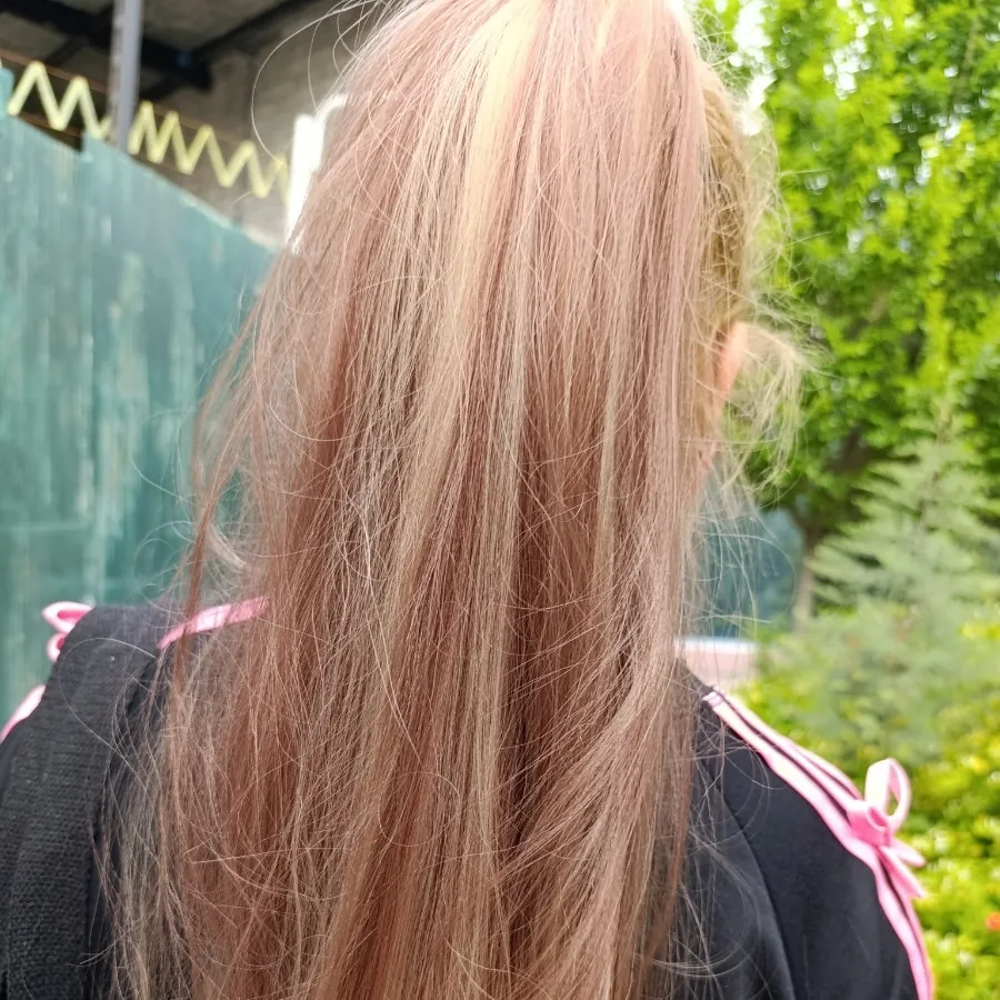 دم اسبی رنگ و لایت