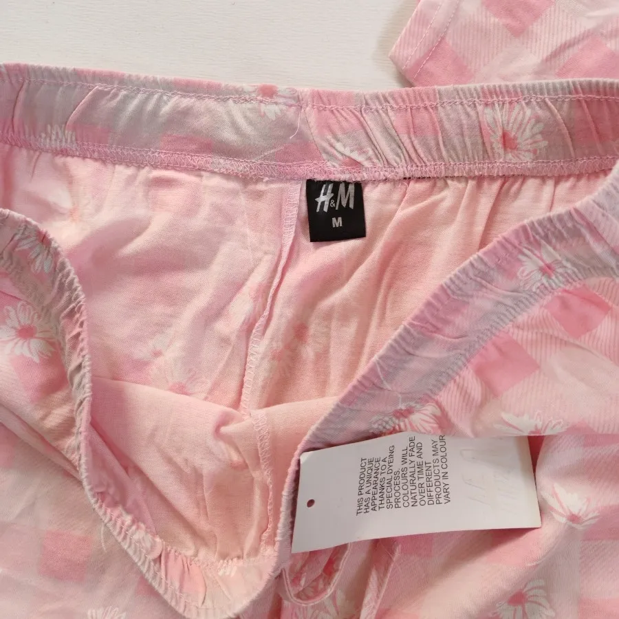 تاپ و شلوارک h&m صورتی