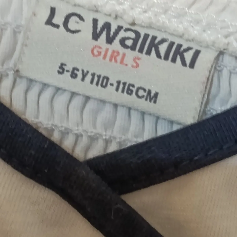 پیراهن  بچگانه lc walkiki