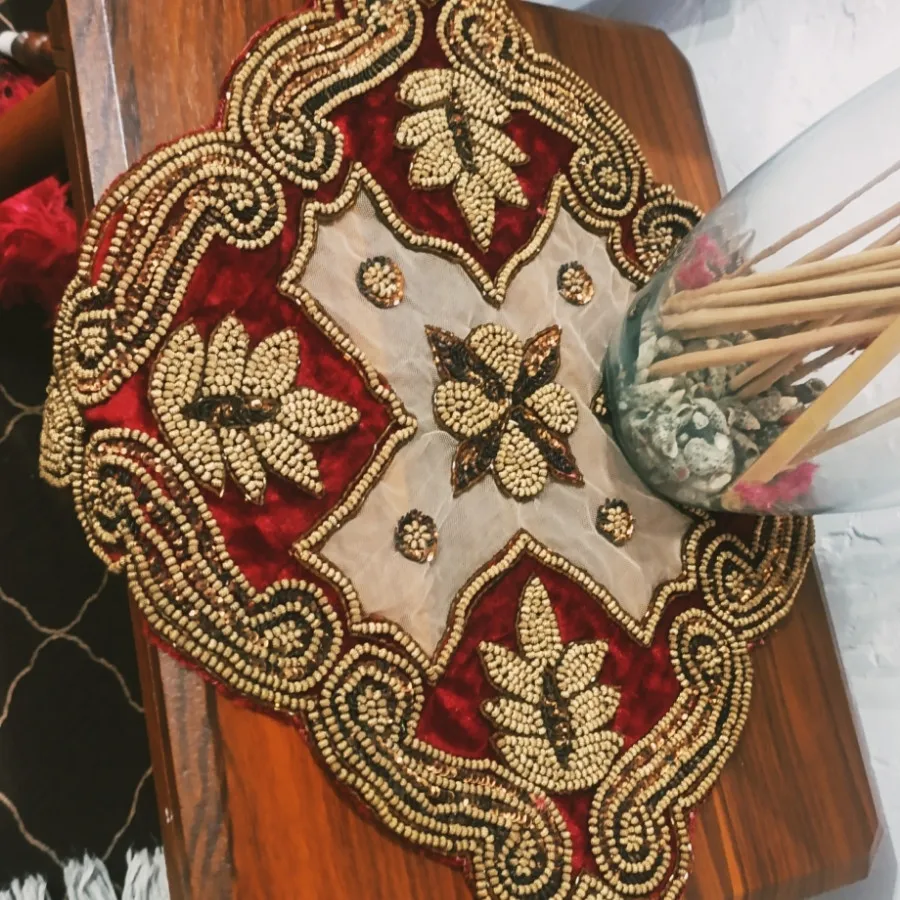 رومیزی ملیله دوزی کار دست