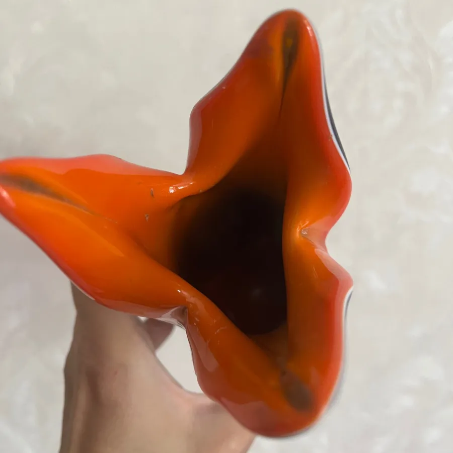 گلدان شیشه ای