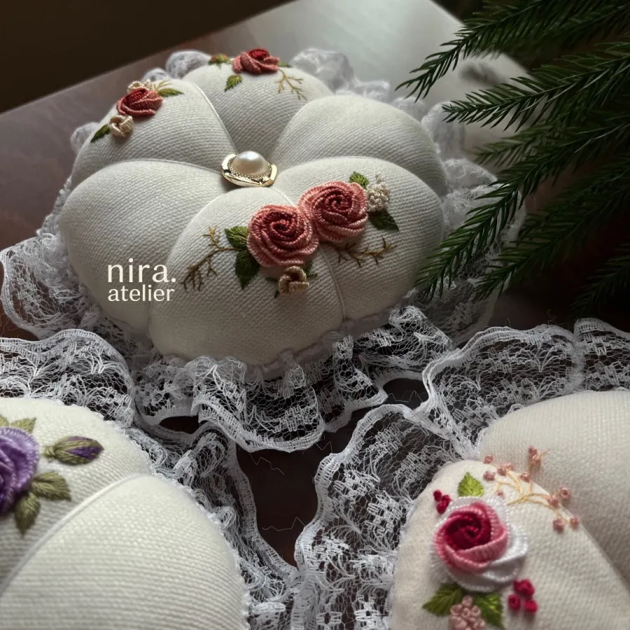 جاسوزنی گلدوزی شده
