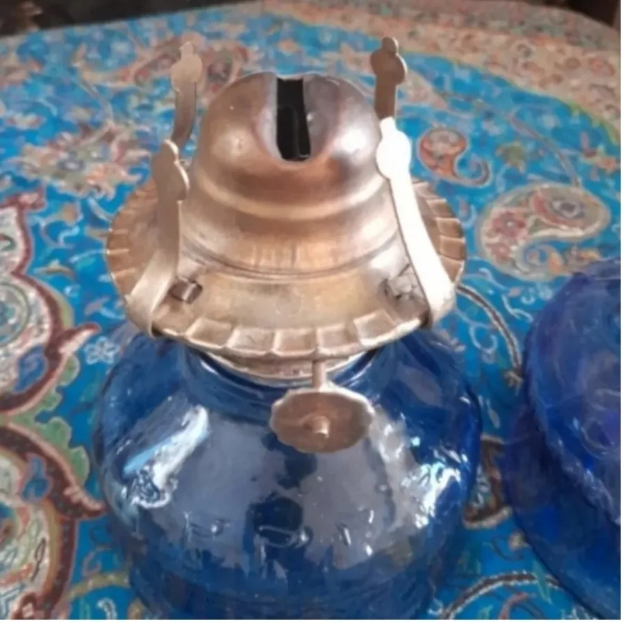 چراغ گرسوز قدیمی
