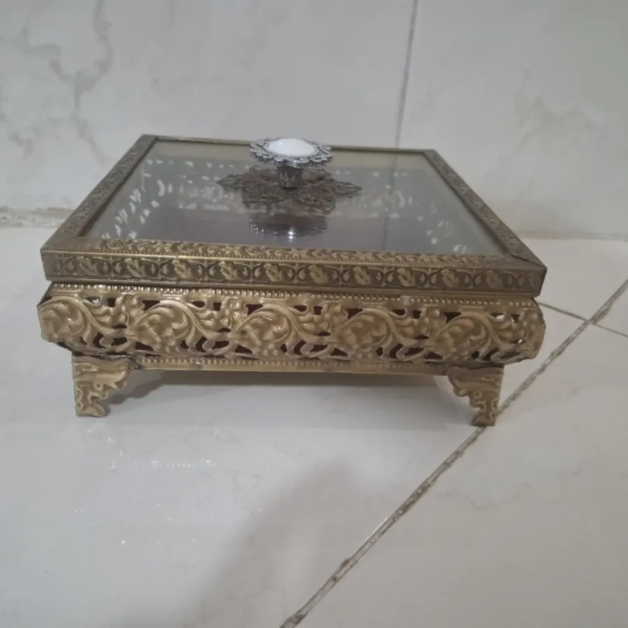شکلات خوری