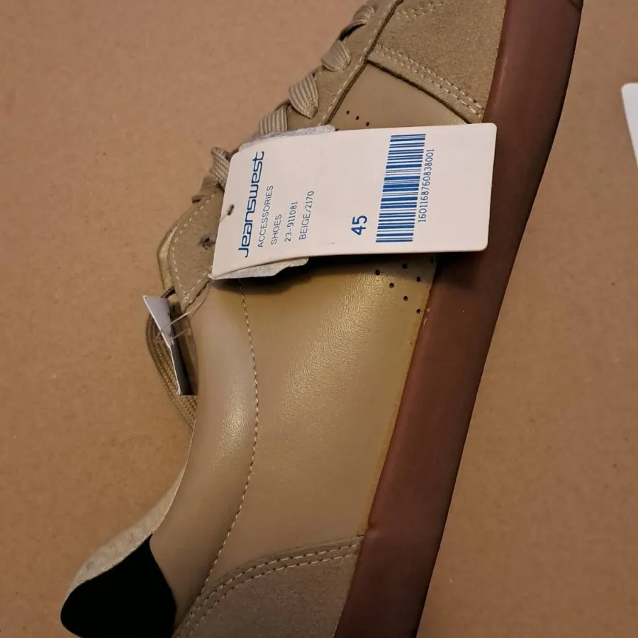 کفش مردانه jeanswest