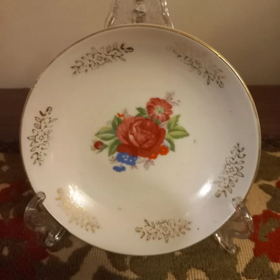 نعلبکی قدیمی ژاپنی