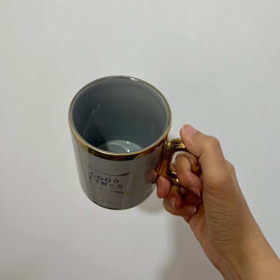 ماگ دسته طلایی