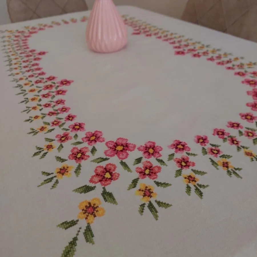 رومیزی شش نفره شماره دوزی
