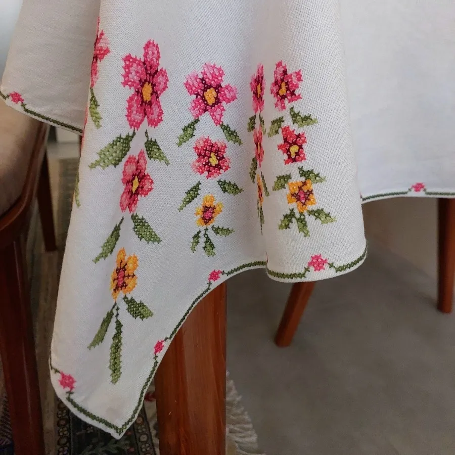رومیزی شش نفره شماره دوزی