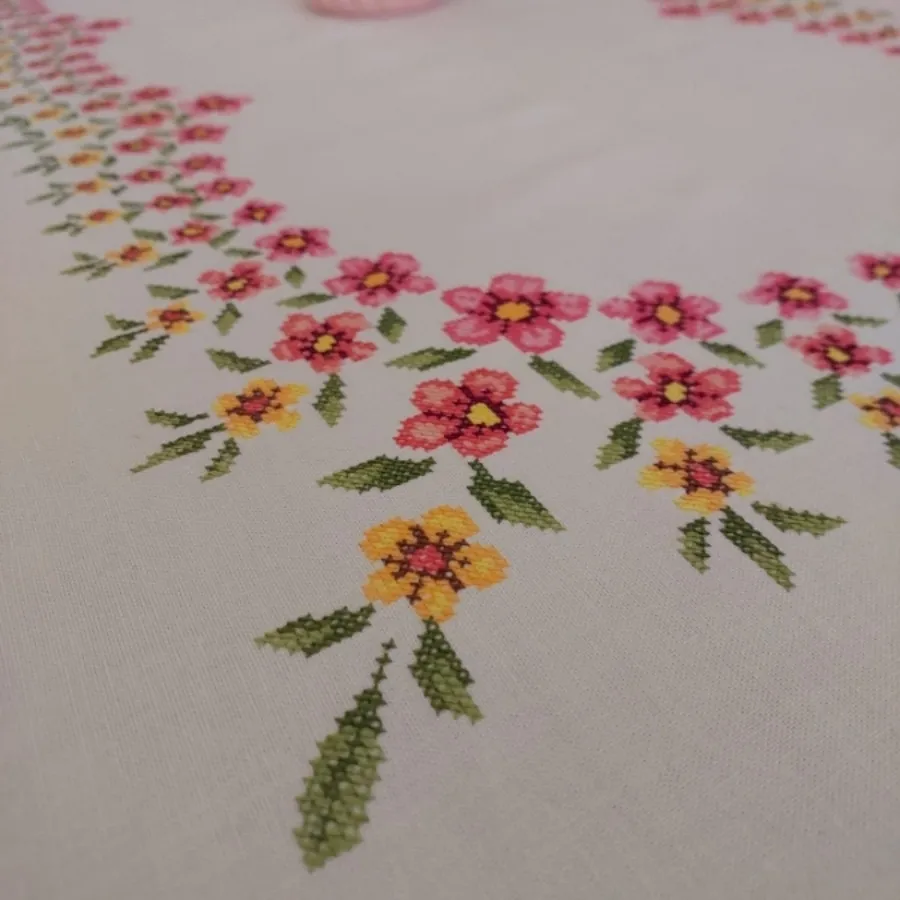 رومیزی شش نفره شماره دوزی