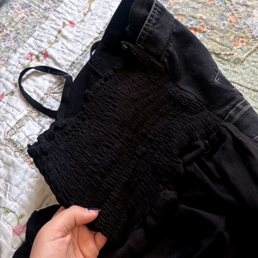 ساحلی جین