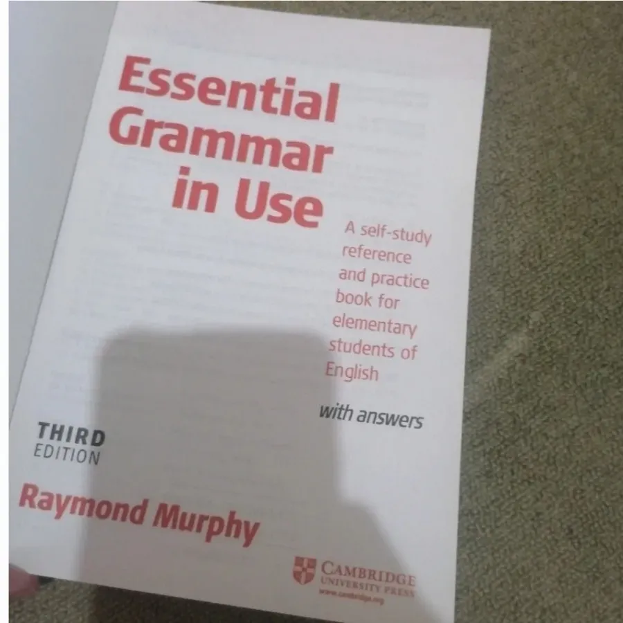 Essential Grammar in use