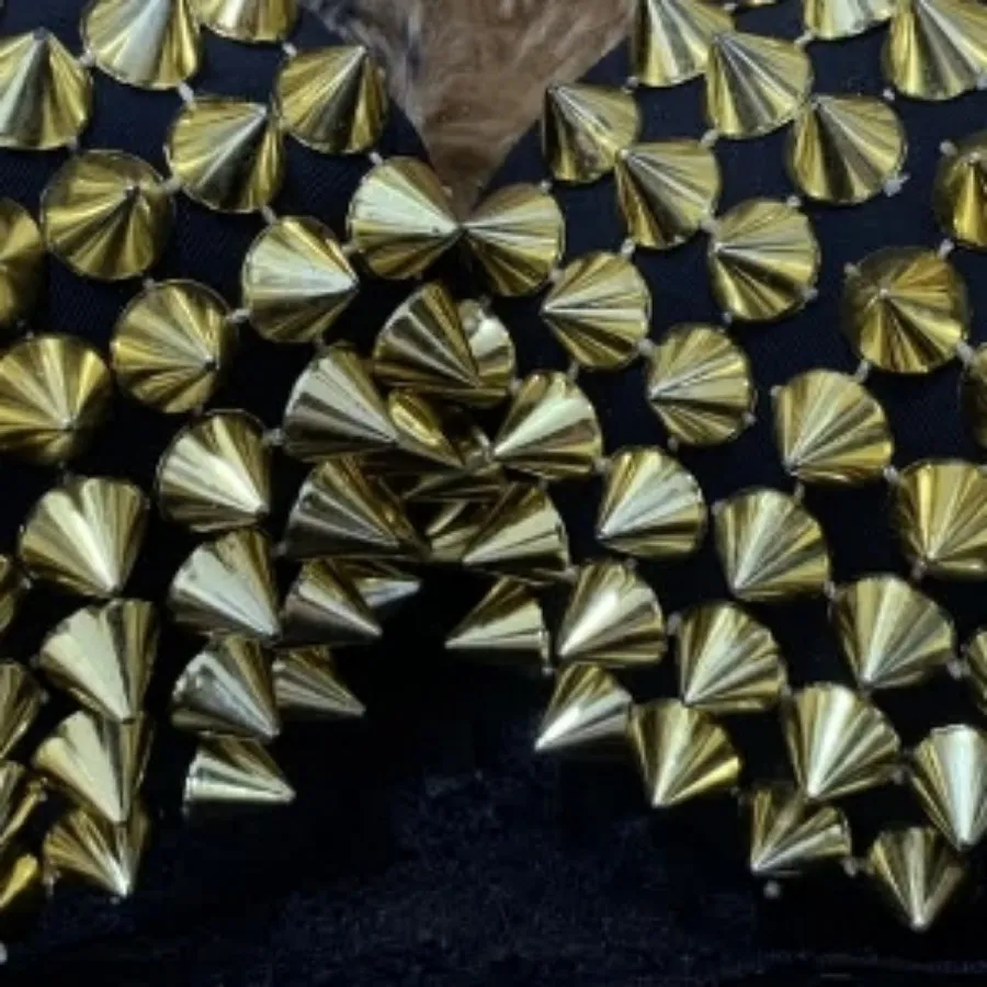 سوتین اسپایکی