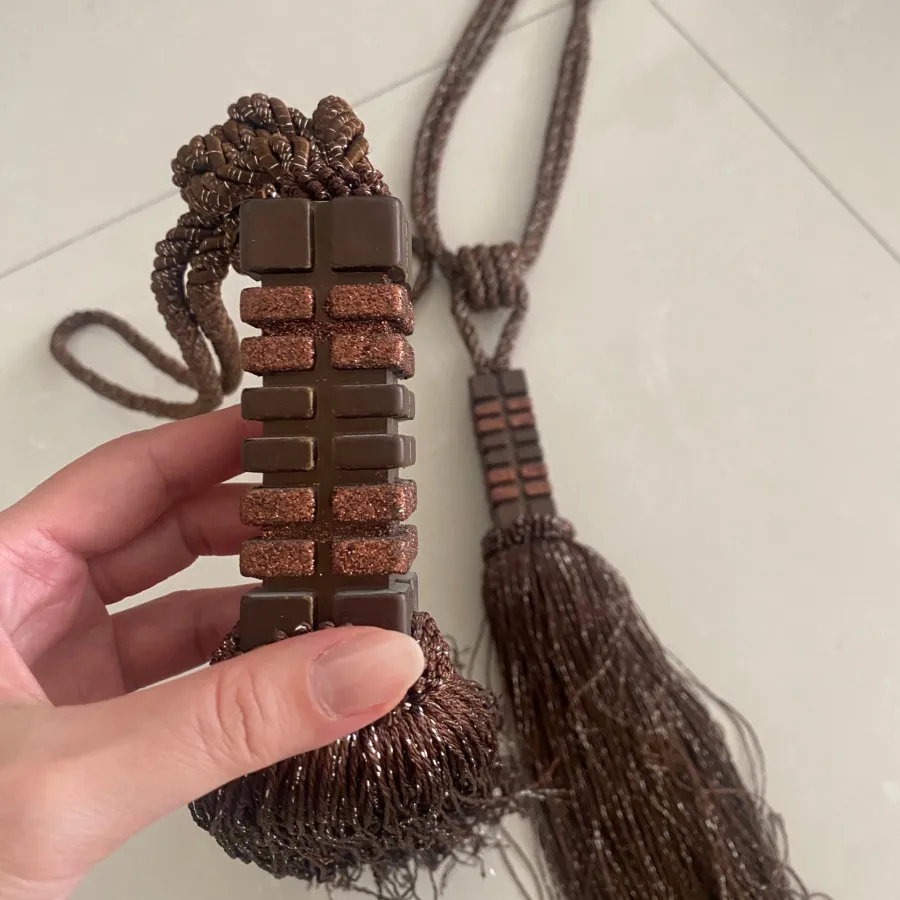 اویز پرده