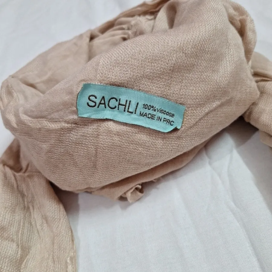 روسری قواره دار کرمی