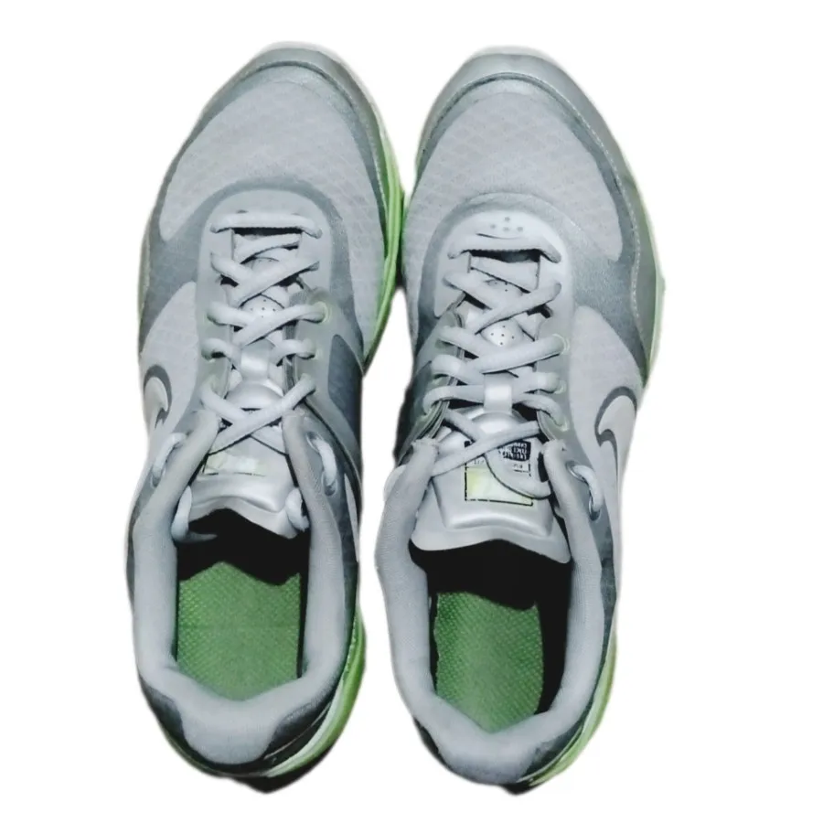 کفش ورزشیNIKE