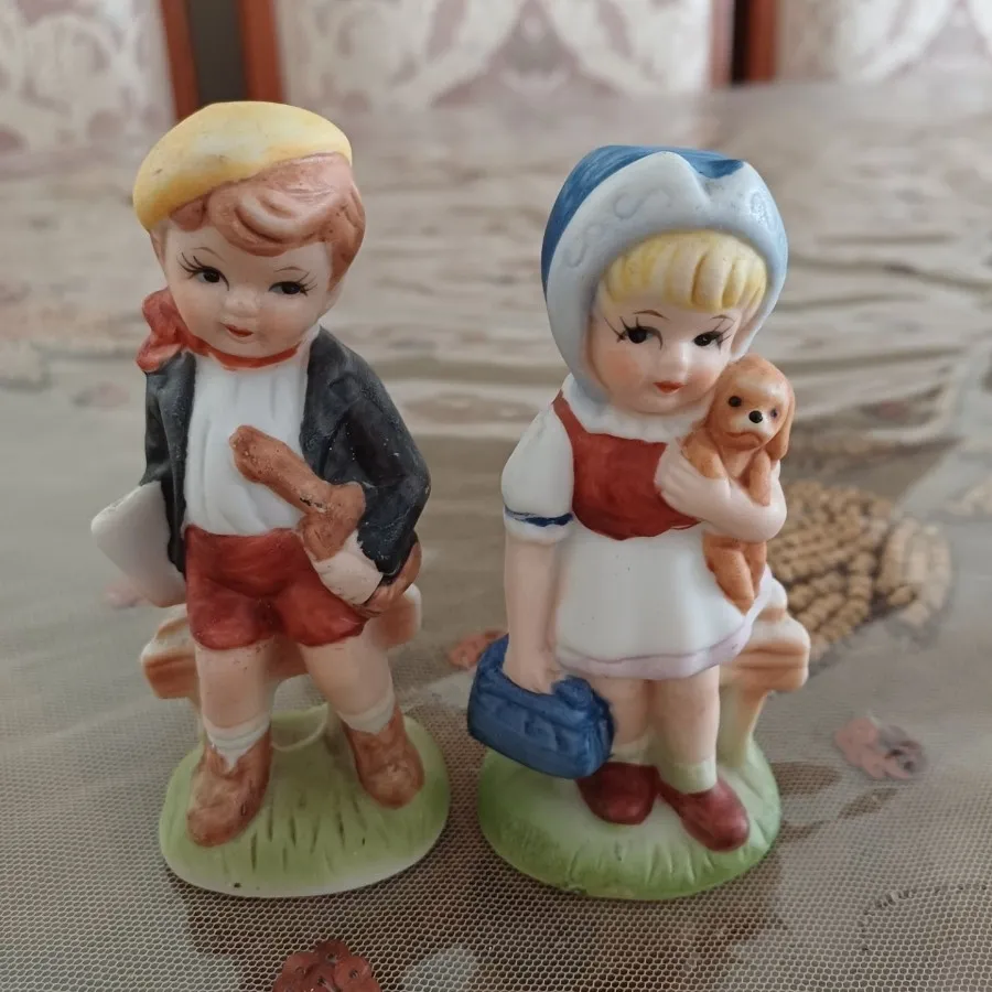 مجسمه بیسکوییتی