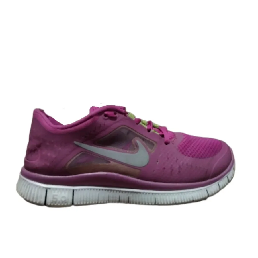 کتونی NIKE