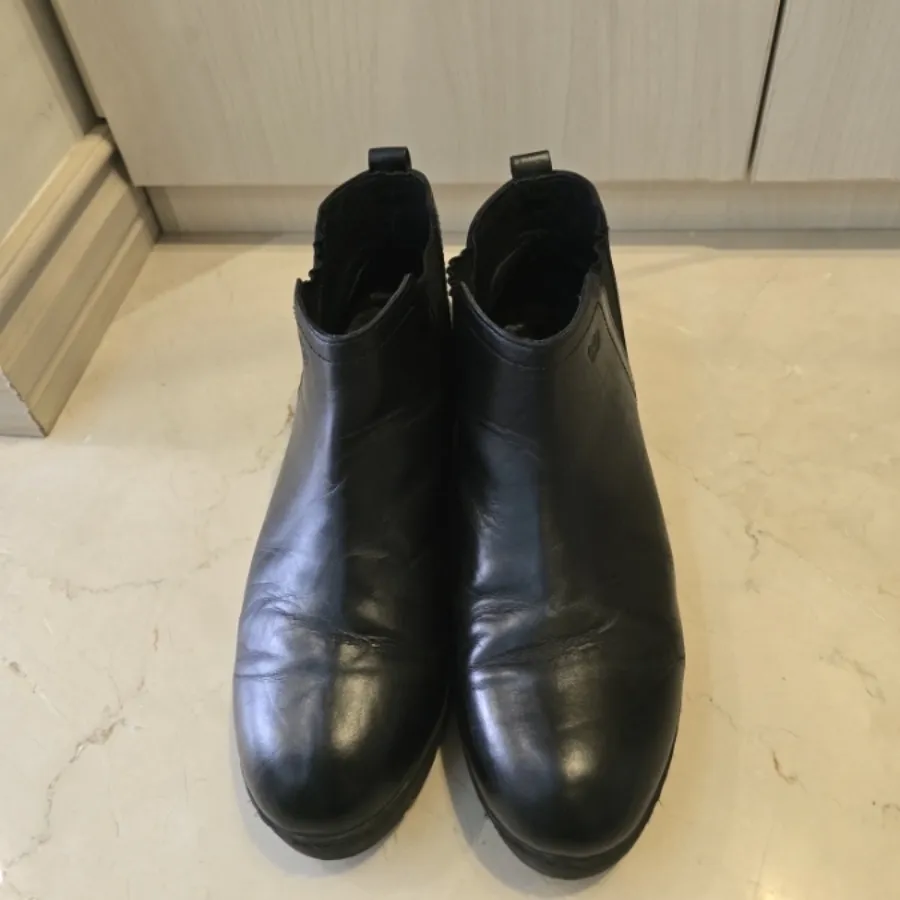 نیم بوت دنیلی