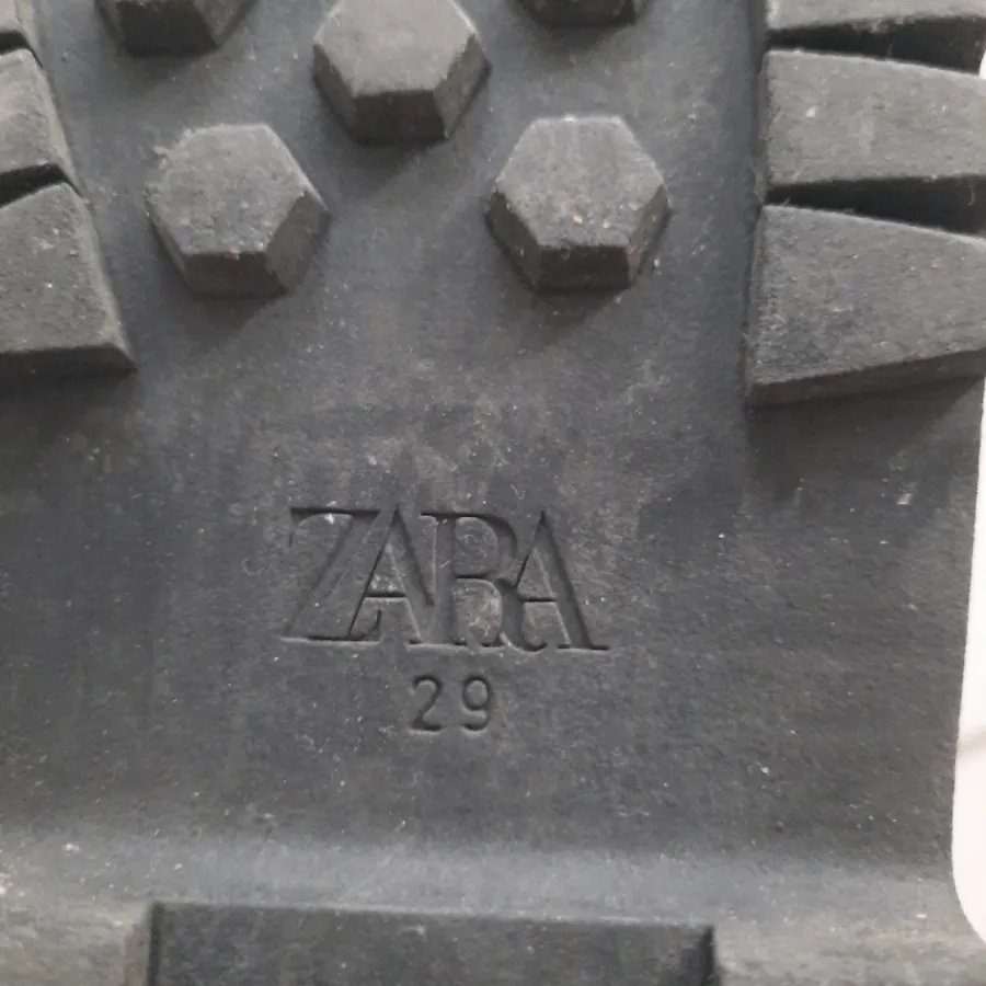 بوت زارا بچه گانه