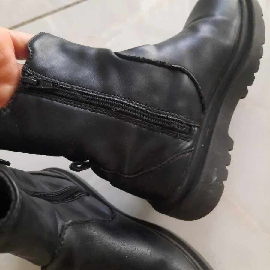 بوت زارا بچه گانه